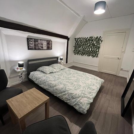 Appartement + Parking Prive Sainte-Savine Екстер'єр фото